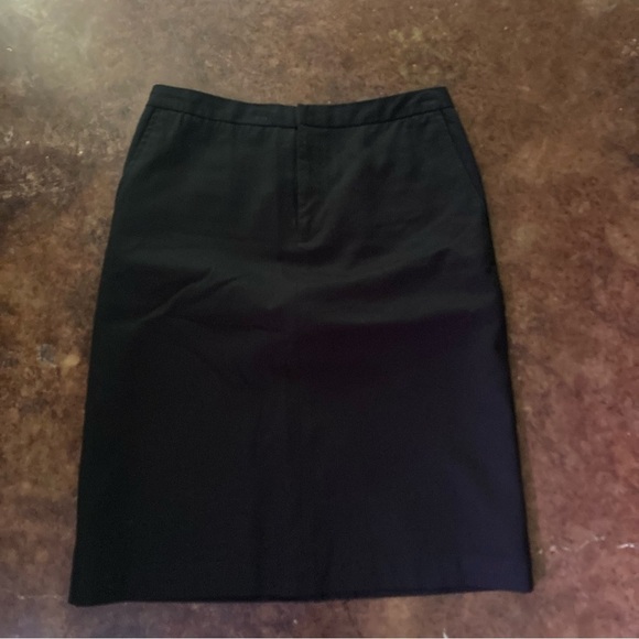 Ladies Black Gap Career Skirt - Picture 1 of 3